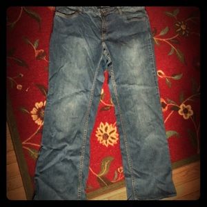 Coldwater creek women size 18 W jeans boot cut